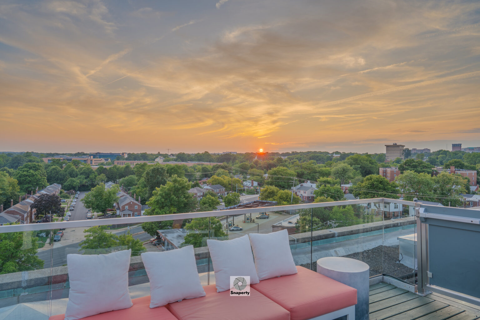 Apartment Rooftop