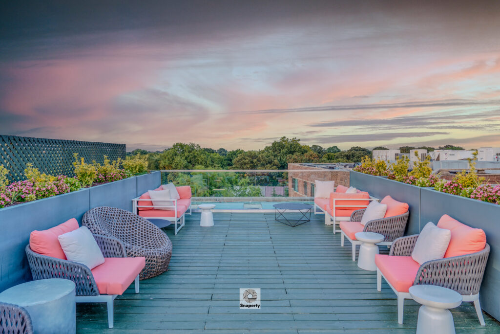 Apartment Rooftop